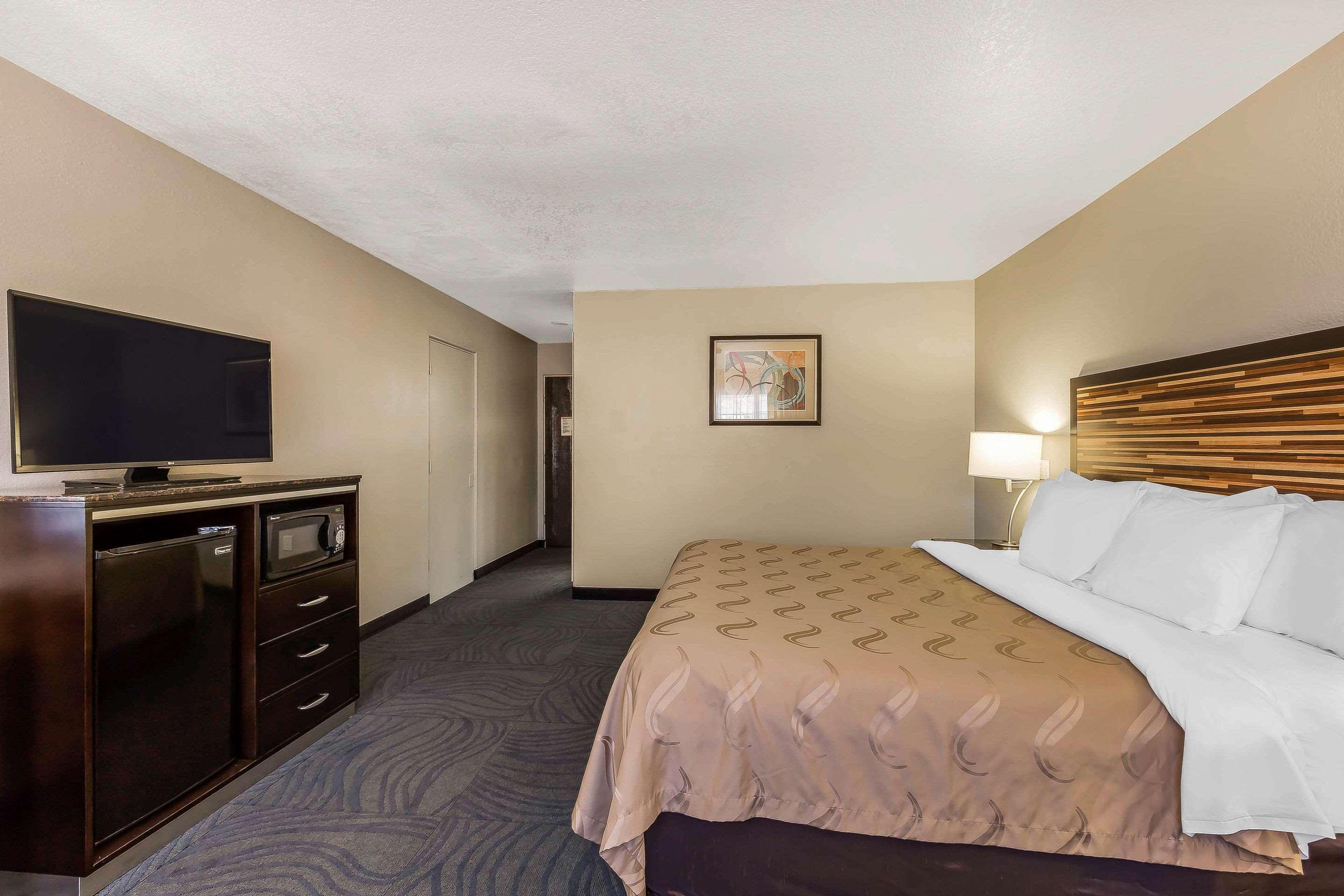 Quality Inn Fallbrook I-15 Bagian luar foto