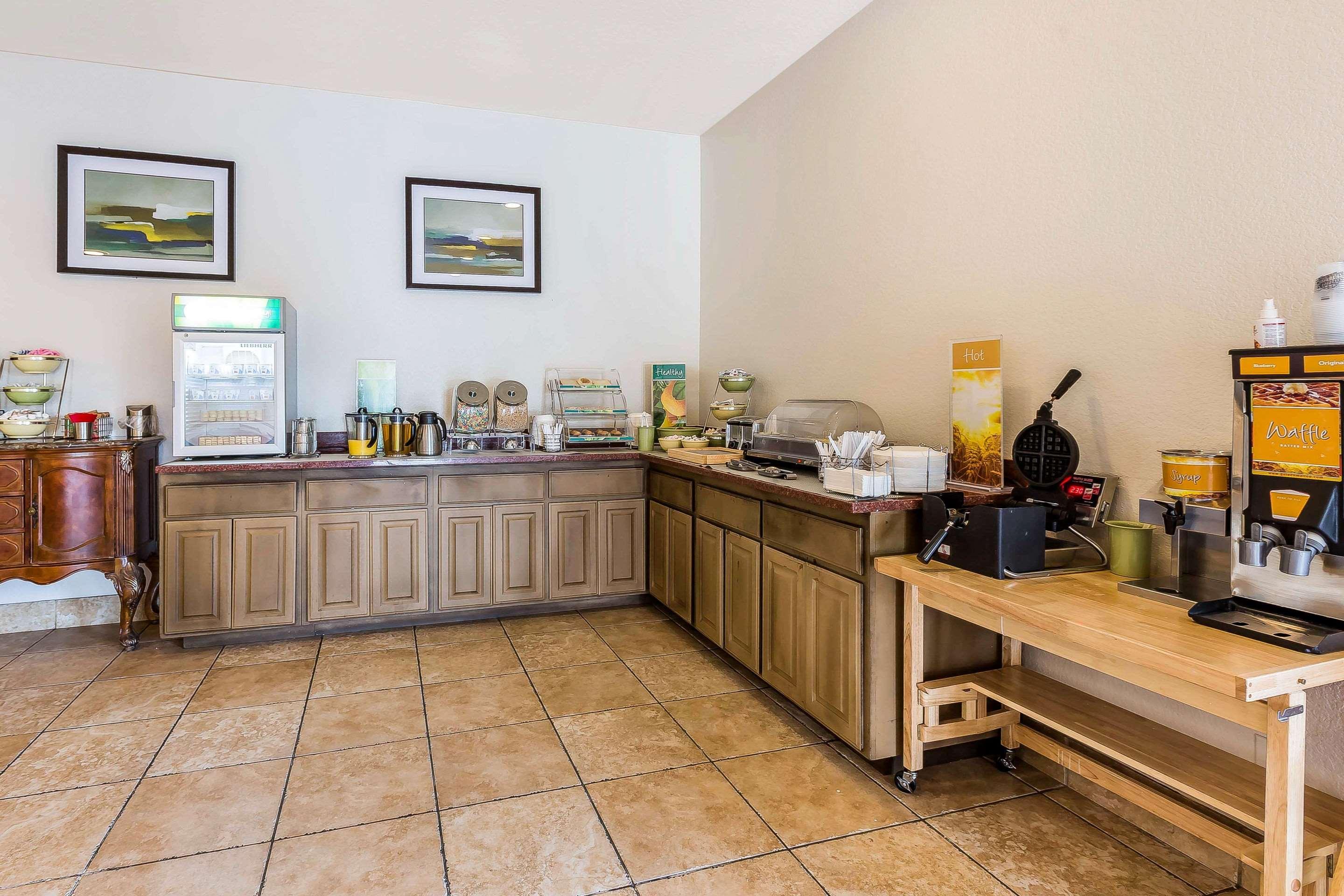 Quality Inn Fallbrook I-15 Bagian luar foto
