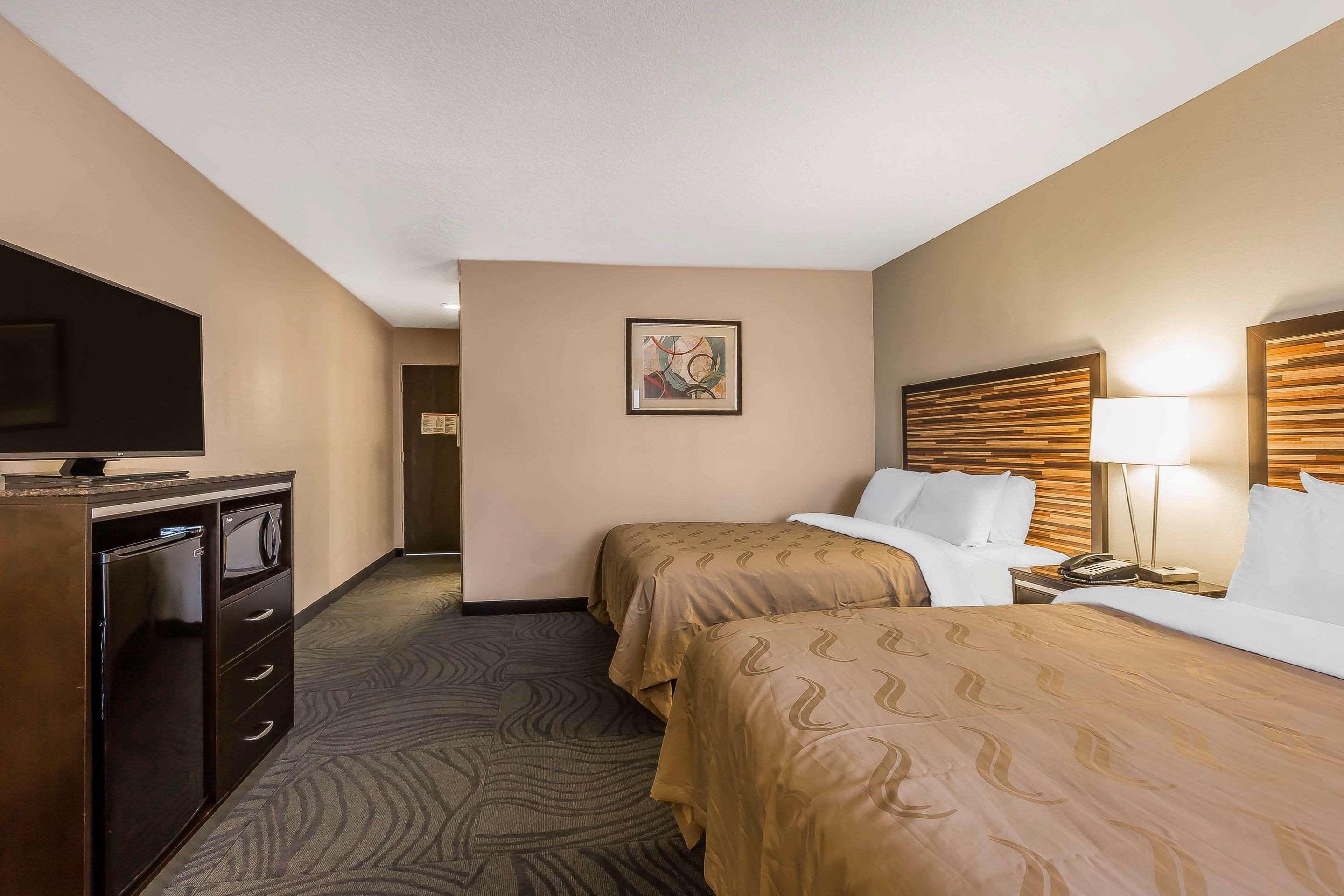 Quality Inn Fallbrook I-15 Bagian luar foto