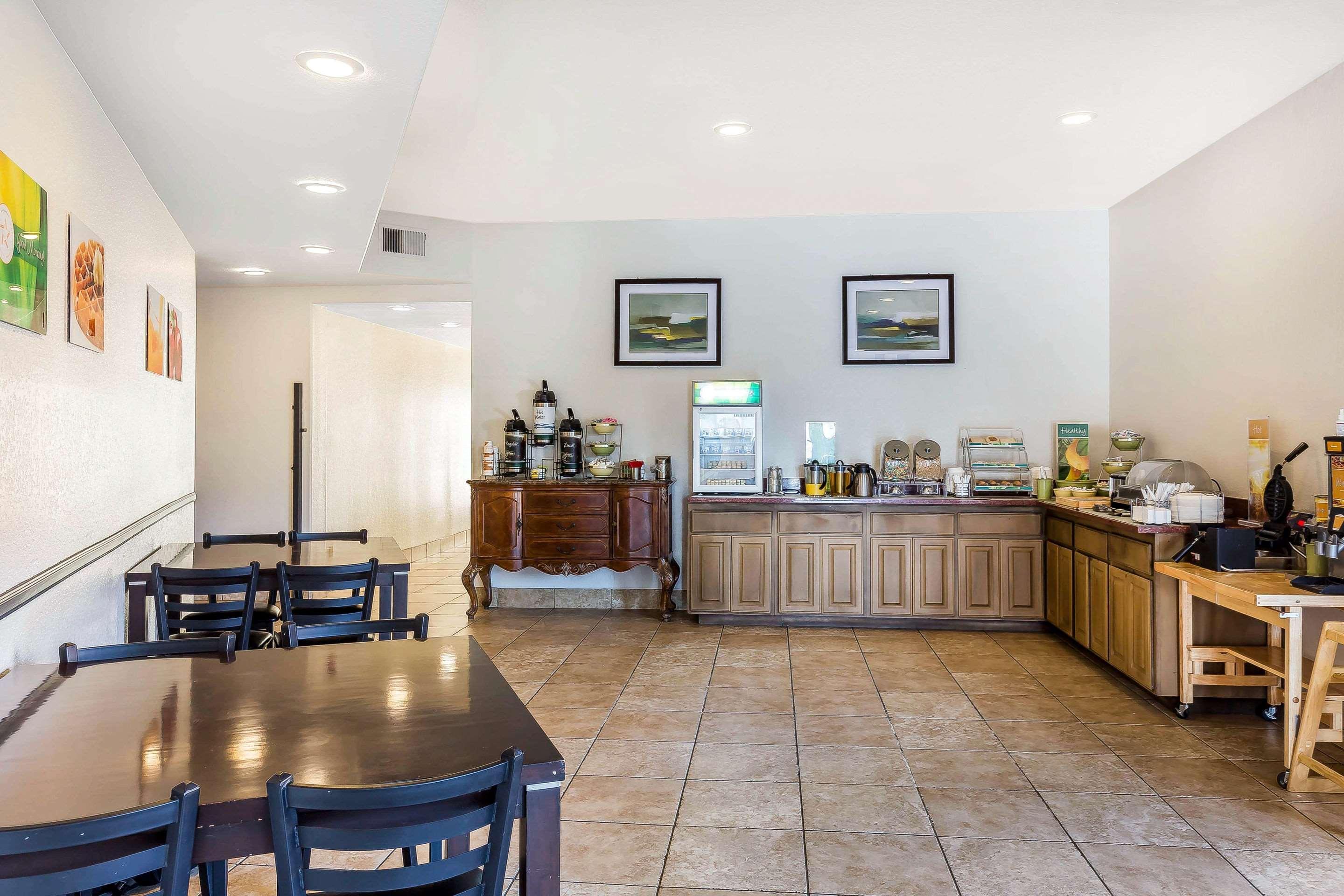 Quality Inn Fallbrook I-15 Bagian luar foto