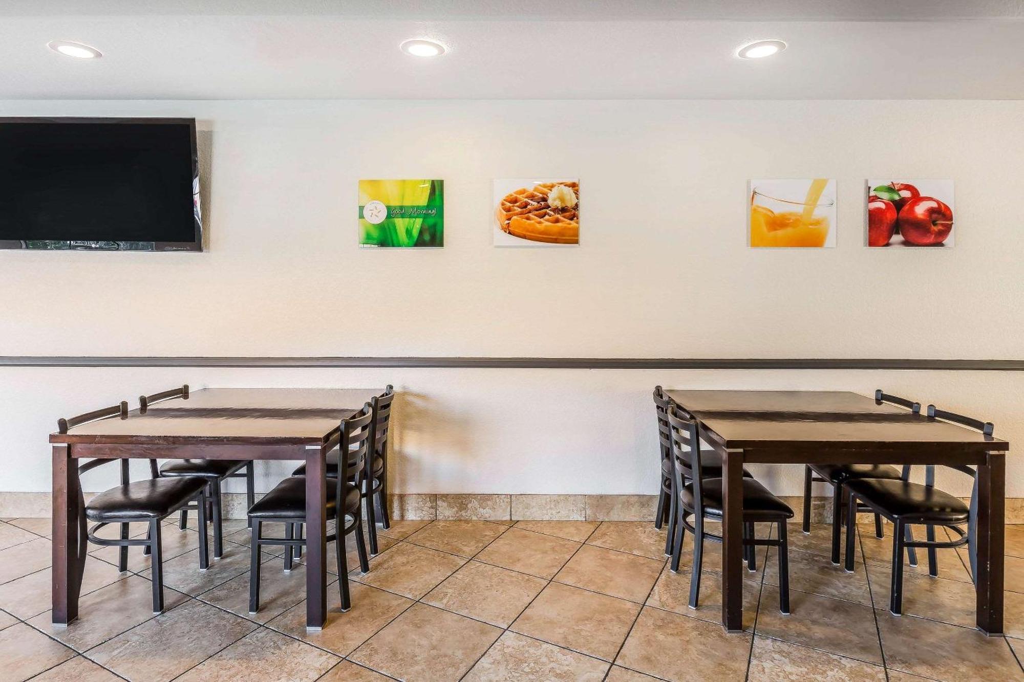 Quality Inn Fallbrook I-15 Bagian luar foto