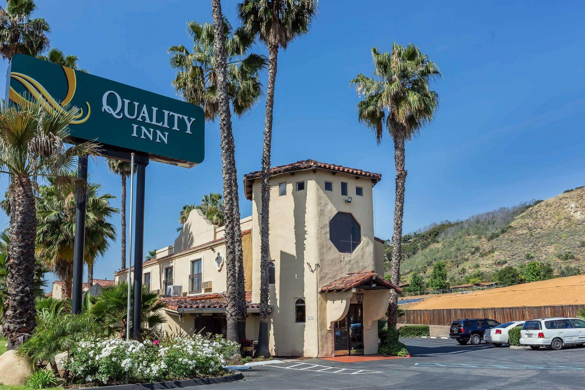 Quality Inn Fallbrook I-15 Bagian luar foto